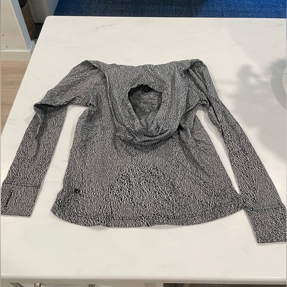 Lululemon Hoodie - Size 2